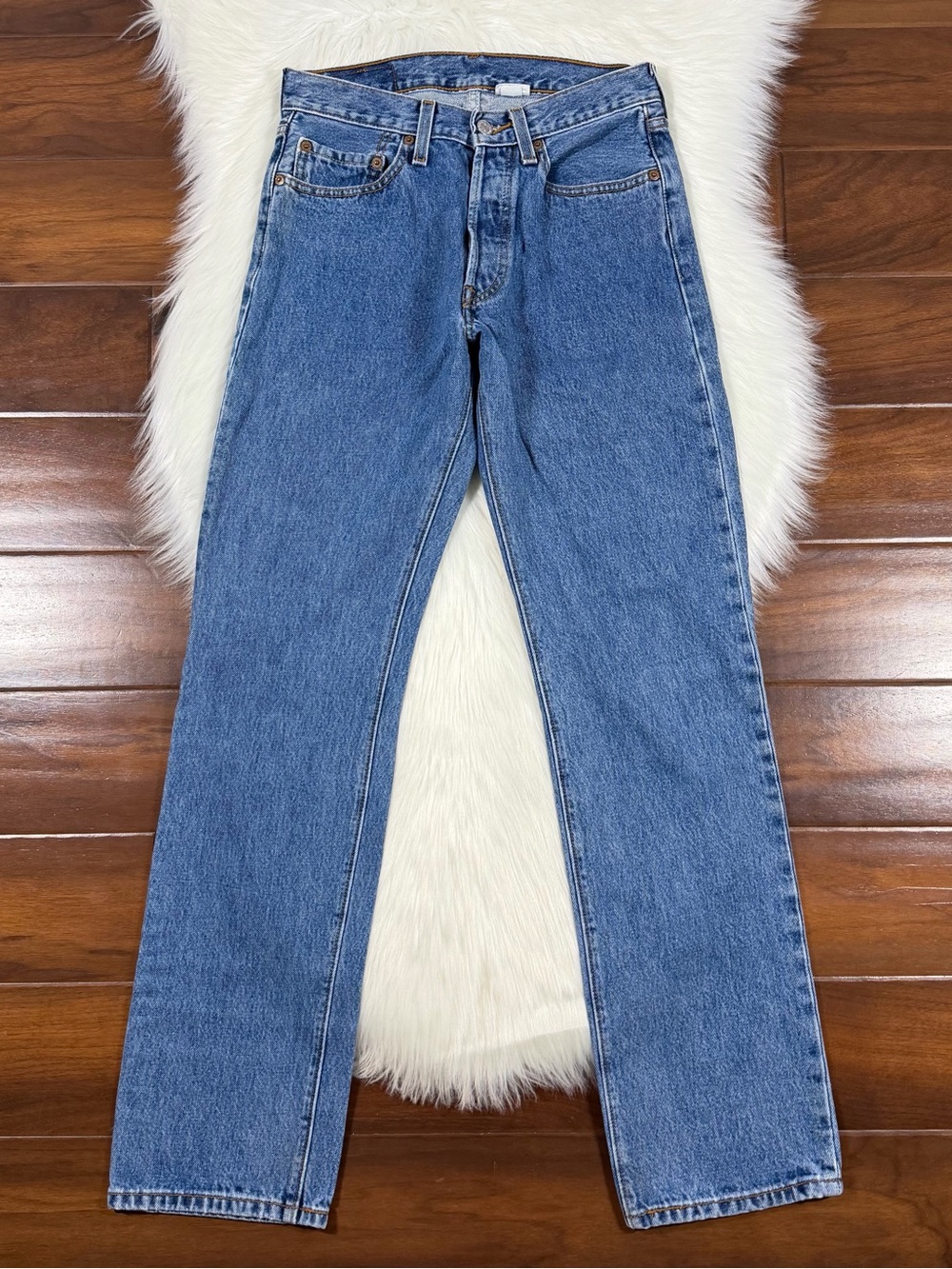 Levi's Men's Size 28 X 32 Medium Stonewash 501 Original Denim Jeans